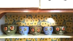 Céramiques d'inspiration mexicaine pendant le stage atelier poterie à Fécamp