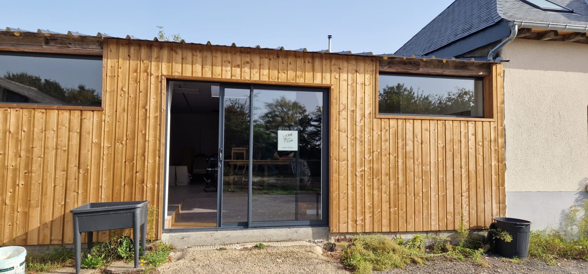 exterieur-atelier-elodie-doucet-tapissiere-ameublement Extérieur atelier Elodie Doucet tapissière d'ameublement