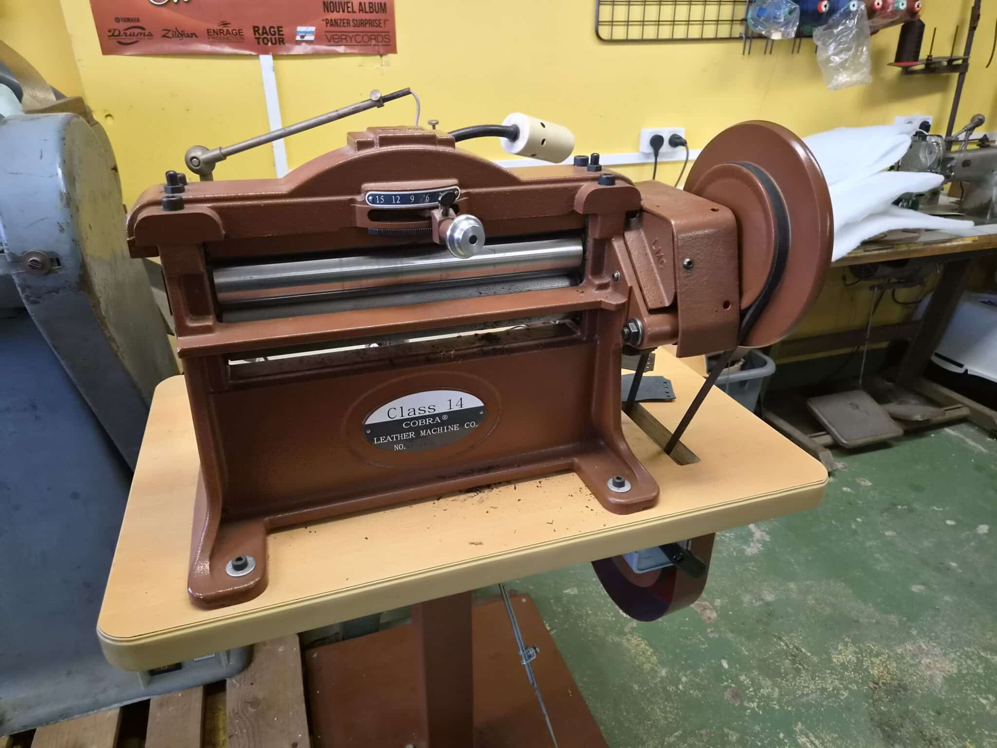 machine-cuir-kelvine-daireaux-maroquiniere-calvados Machine cuir Kelvine DAIREAUX, maroquinière dans le Calvados