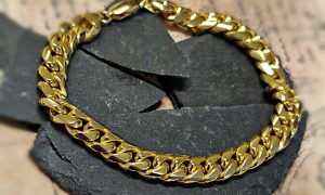 Bracelet tressé Formation Bijoutier option Bijouterie Joaillerie dans les Vosges