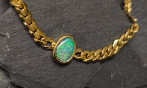 Collier opale Formation Bijoutier option Bijouterie Joaillerie dans les Vosges