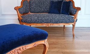 Méridienne bleue Formation Tapissier d'ameublement en siège proche de Caen