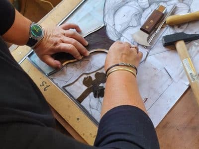 Traçage précis Formation au vitrail Tiffany dans le Perche