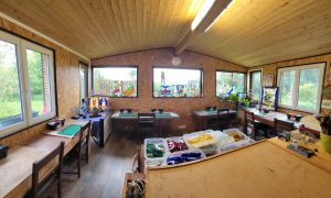 Atelier de vitrailliste dans le Perche pendant la formation vitrail œil de bœuf / oculus