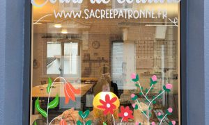 Vitrine de la formation couture en Normandie