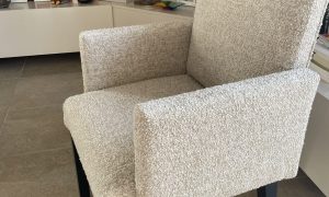 Fauteuil gris Cours du soir Tapissier d'ameublement en siège à Nantes - Formation