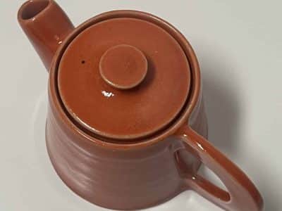 Théière orange formation Tournage en Céramique proche de Toulouse