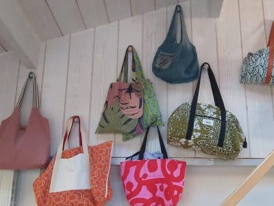 Sacs en tissu formation Couture à Dijon : métiers de la mode et vêtement flou