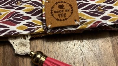 Accessoire atelier couture pochette livre