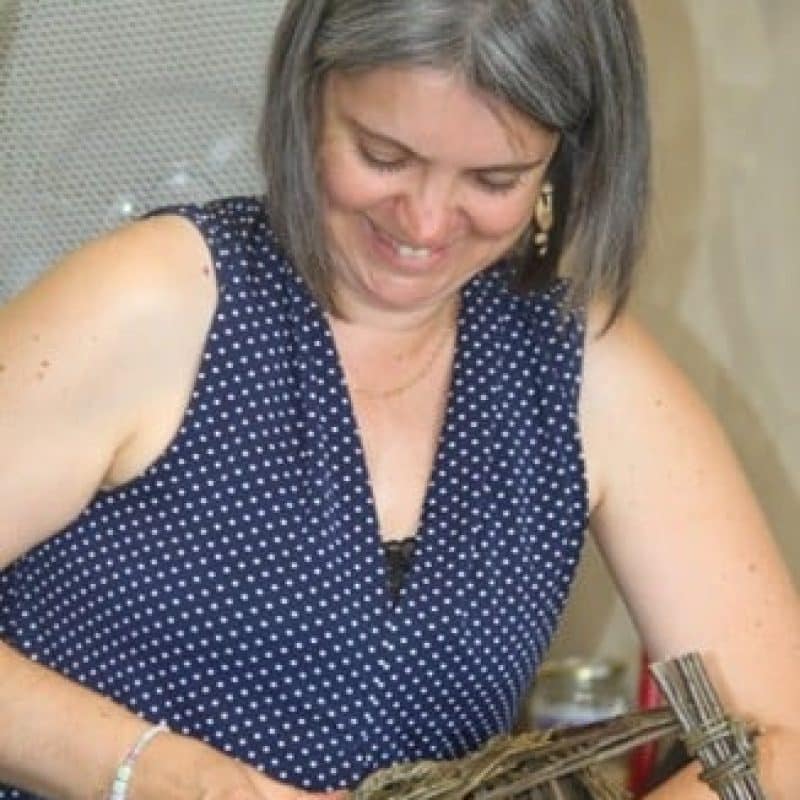 Tressage, Roselyne Limoge, vannière en Bourgogne