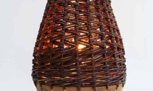 Lampe en forme d'œuf Formation à la vannerie d'osier dans la région Grand Est