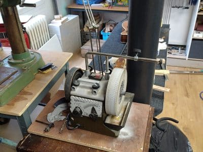 Machine Tormek formation Luthier en Guitare en Normandie