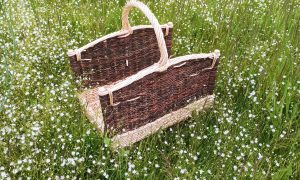 Panier à bois formation à la vannerie d'osier en Gironde