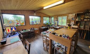 Atelier de vitrailliste de la formation vitrail dans le Perche
