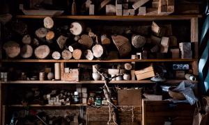 Atelier de tourneur sur bois pendant la formation vers Lyon en Auvergnes Rhône Alpes