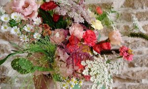 Bouquet au cours de la formation fleuriste à Dijon en Bourgogne Franche-Comté