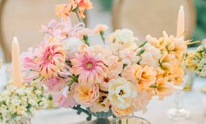 Bouquet de mariage au cours de la formation fleuriste à Dijon en Bourgogne Franche-Comté