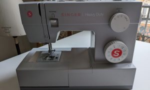 Machine à coudre Formation Couture au Mans : métiers de la mode et vêtement flou