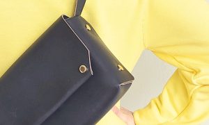 Petit sac rectangle Formation Maroquinier à Rennes