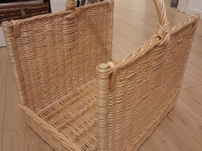 Panier en osier pendant la formation vannerie en Bourgogne