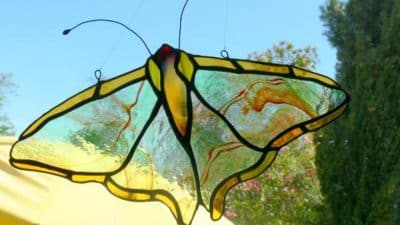 Papillon stage de vitrail Tiffany et plomb
