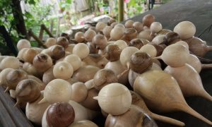 Pièces en bois tournées pendant la formation tournage entre Chambéry et Grenoble
