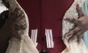 Retouche sur robe, formation couture à Angers