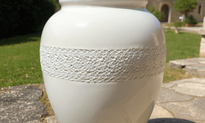 Vase pendant la formation céramique en Dordogne dans le Périgord
