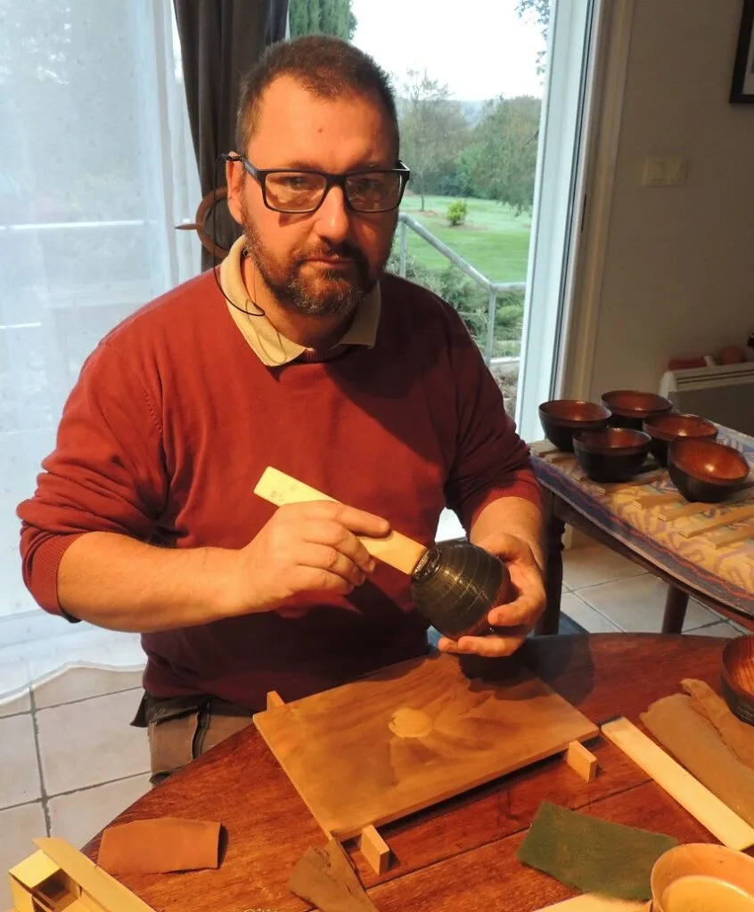Romuald Clemenceau, tourneur sur bois
