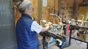 Stagiaire stage d'initiation au tournage sur bois