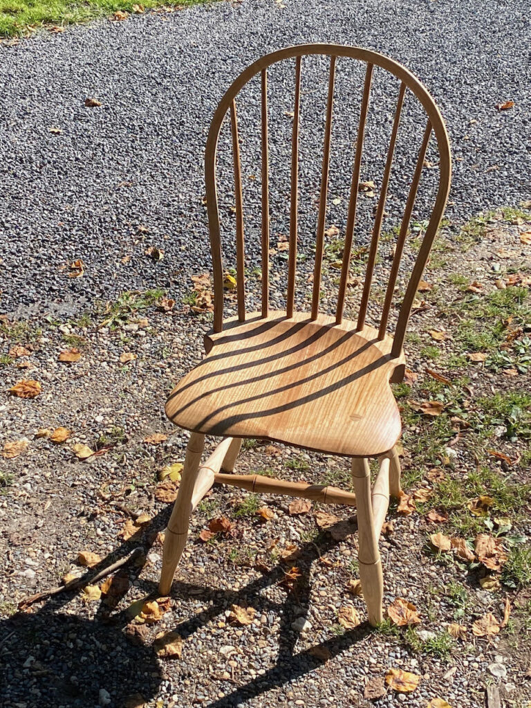 Stage d'ébéniste : créer une chaise à dossier cintré
