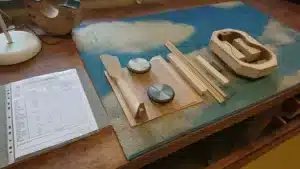 Outils Stage fabrication d'un Ukulélé proche de Besançon